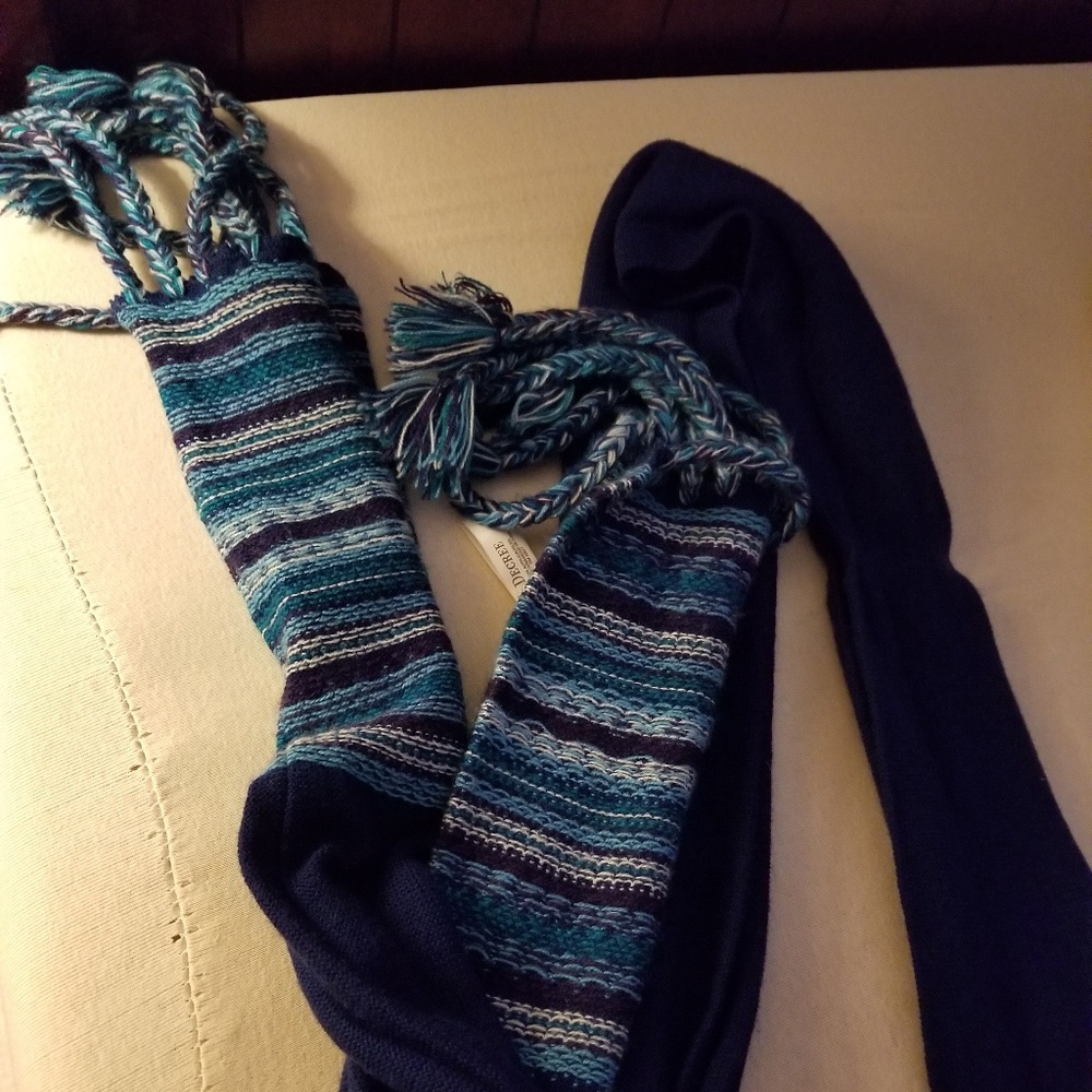 Blue scarf bundle - Picture 4 of 4